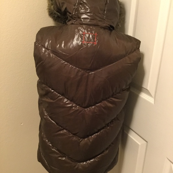 Women"s Puma Brown Zip Up Vest Jacket Size L NWT - Picture 4 of 6